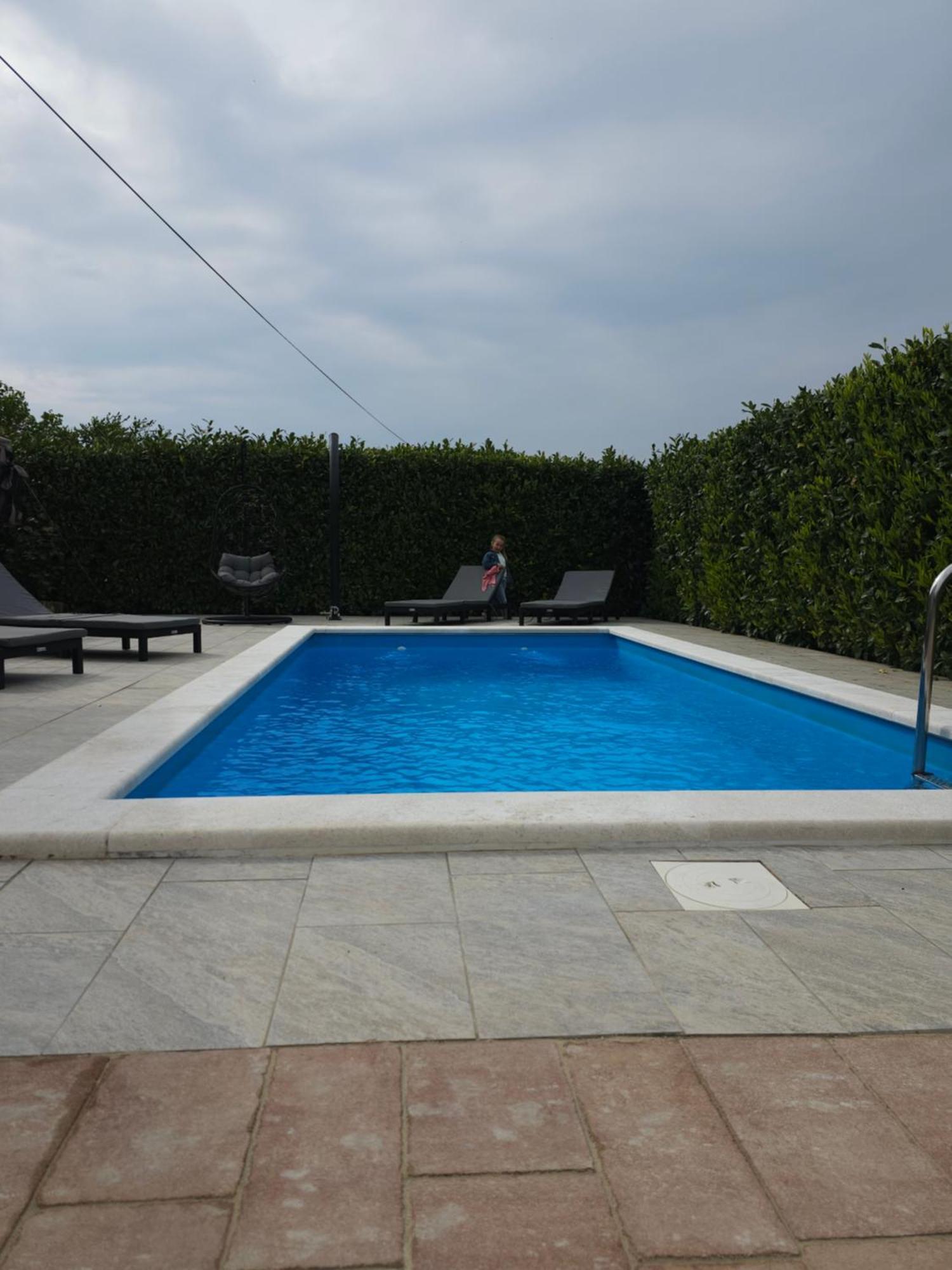 Vila Kristina Villa Nedeščina Rum bild